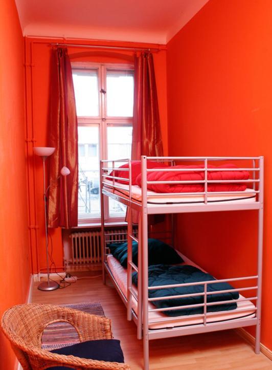 Sleep Cheap Hostel Berlín Pokoj fotografie