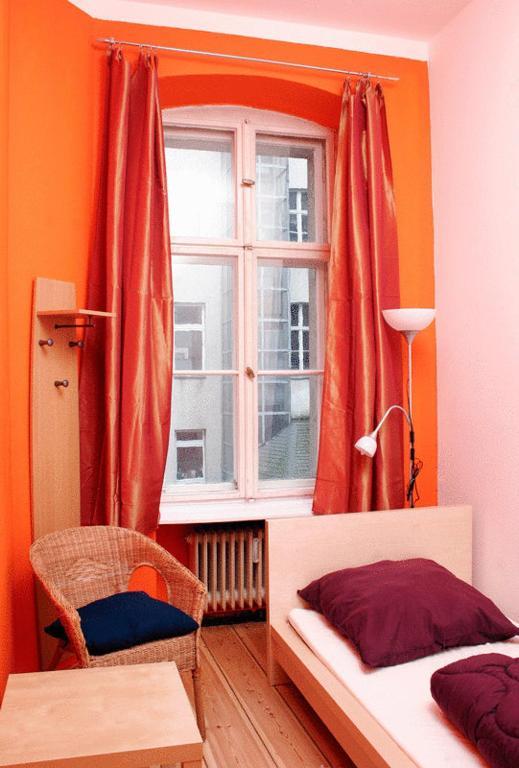 Sleep Cheap Hostel Berlín Pokoj fotografie